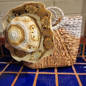 Steve Madden Granny square Crochet Bucket Hat NWT